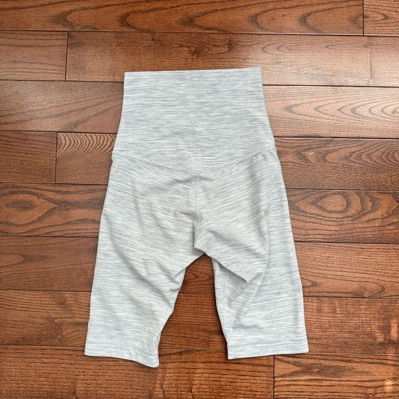 Lululemon Align Short High Rise 10” - Picture 7 of 9